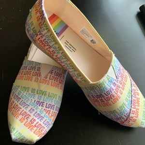 Toms Womens 8.5 shoes